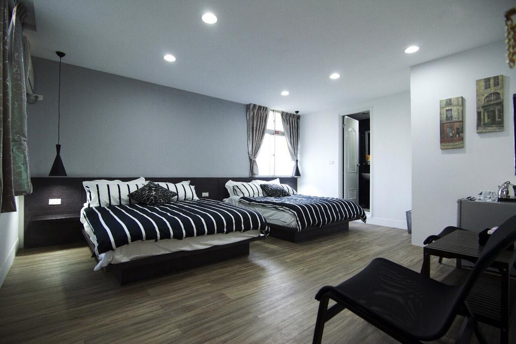 Hotel Chao Daily Rent Tainan Exterior foto
