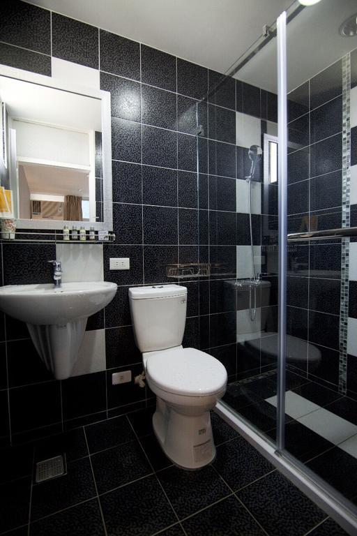 Hotel Chao Daily Rent Tainan Exterior foto